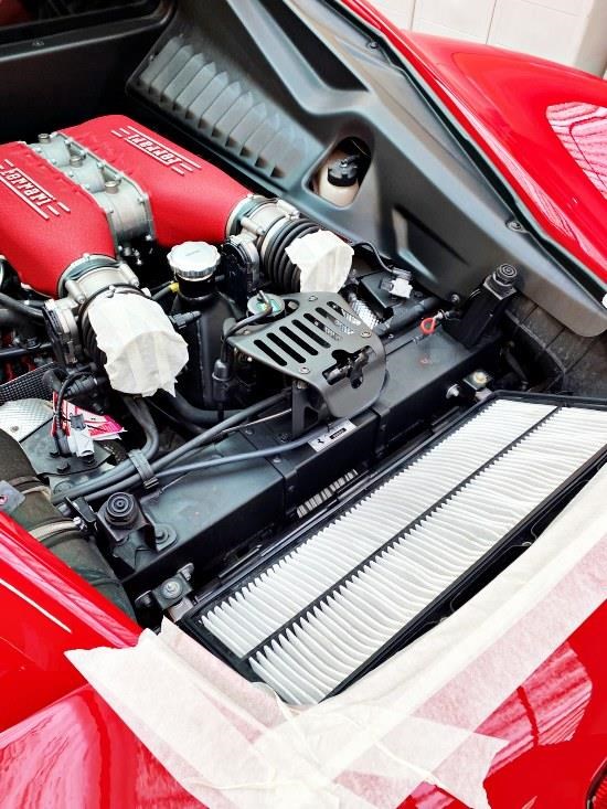 ferrari-458-italia-valve-control