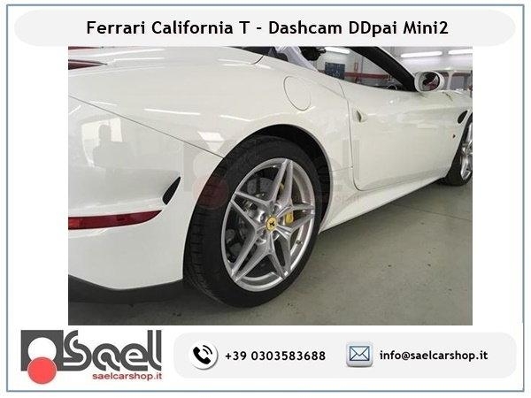 Ferrari California T installazione dashcam