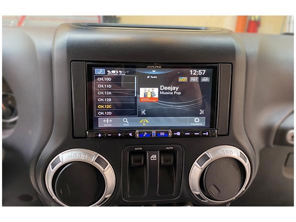 Schermo Alpine CarPlay Android Auto per Jeep Wrangler JK